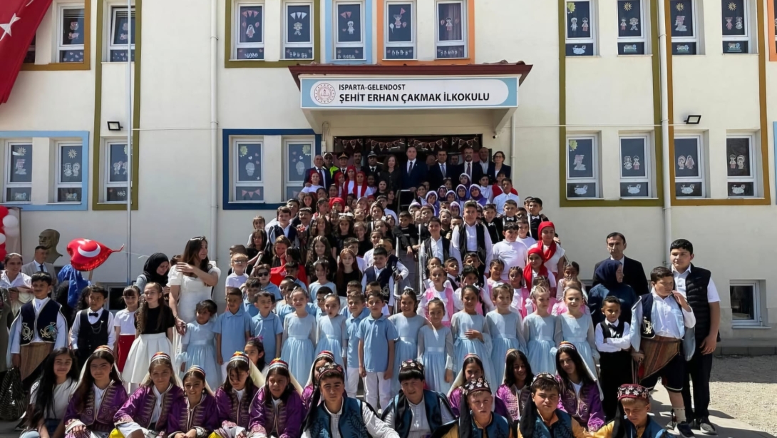 23 Nisan Ulusal Egemenlik ve Çocuk Bayramı İlçemizde Coşkuyla Kutlandı